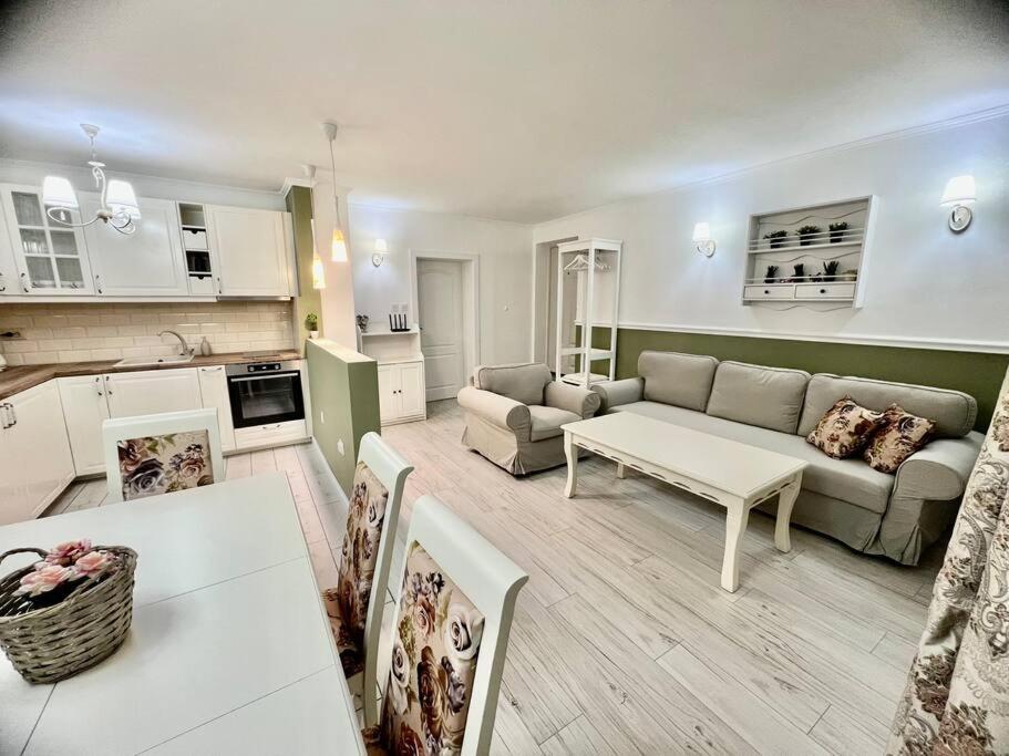 Sea Angel Apartment Бургас Екстериор снимка